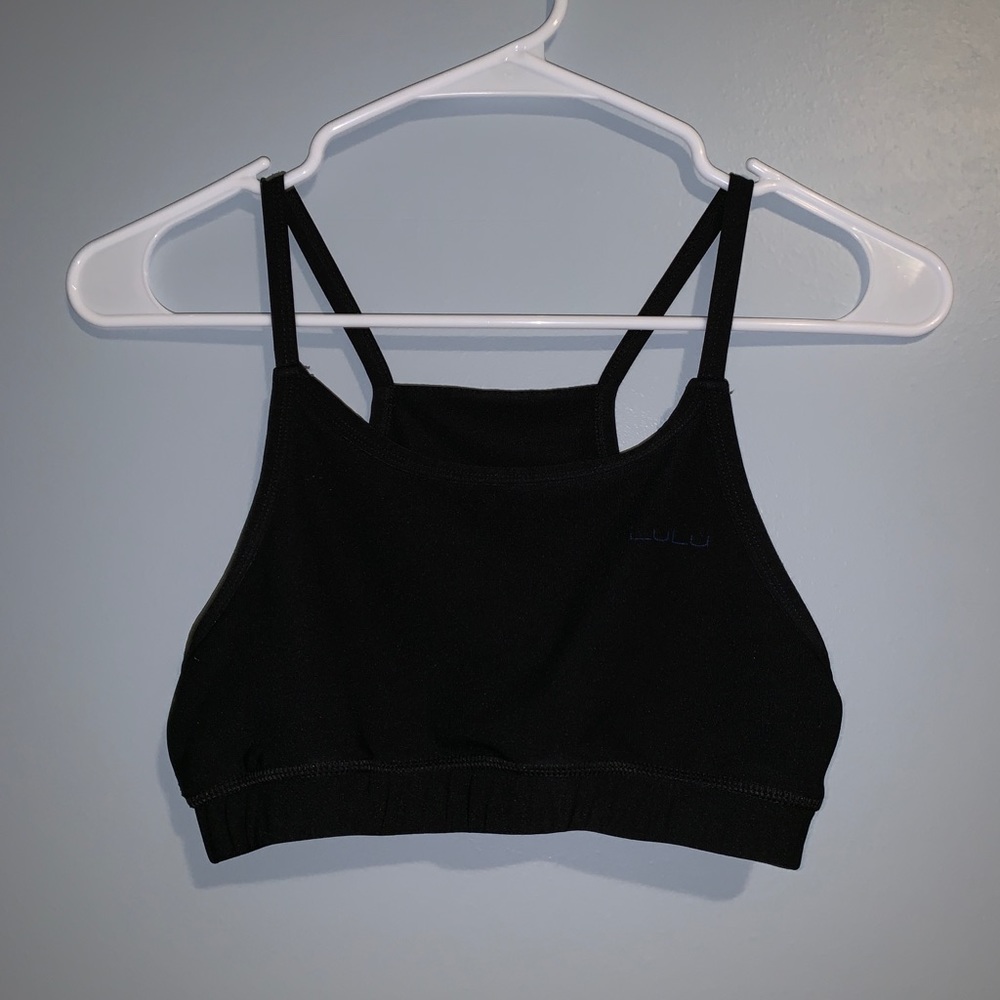 Black lulu sports bra